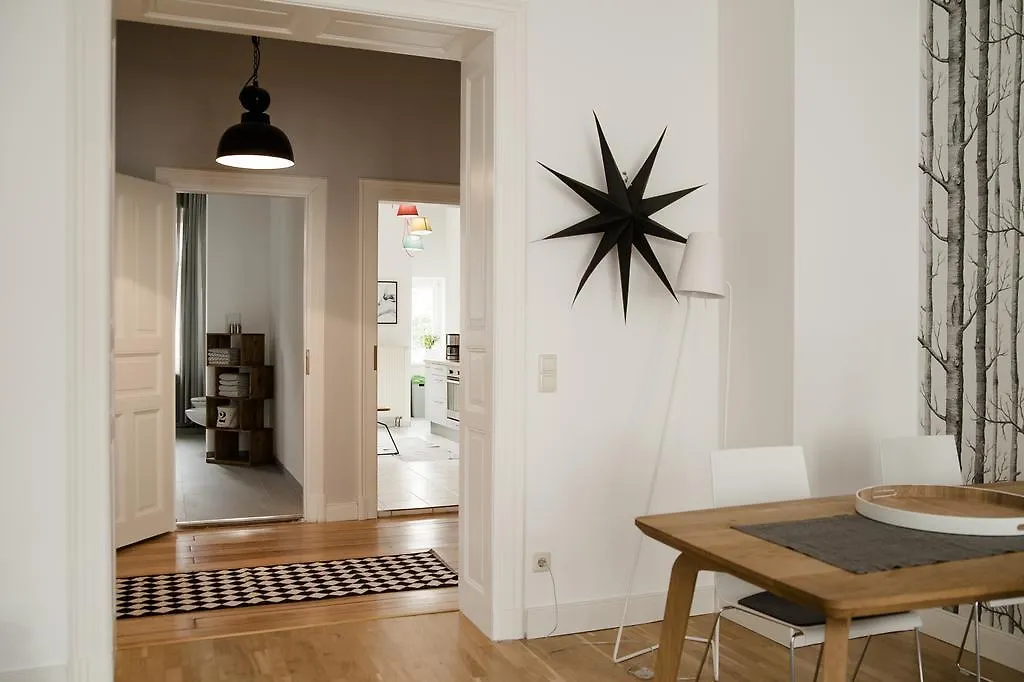 Design Apartment In Der Leipziger Sudvorstadt